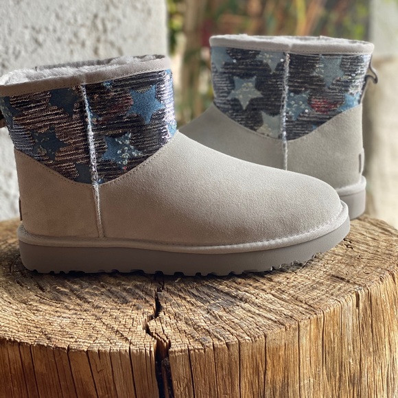 UGG Shoes - UGG SEQUIN Grey Suede Boots